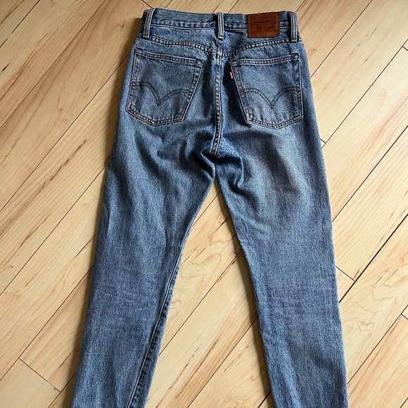 Levi’s 100% cotton wedgie fit denim size 25 - Picture 2 of 3